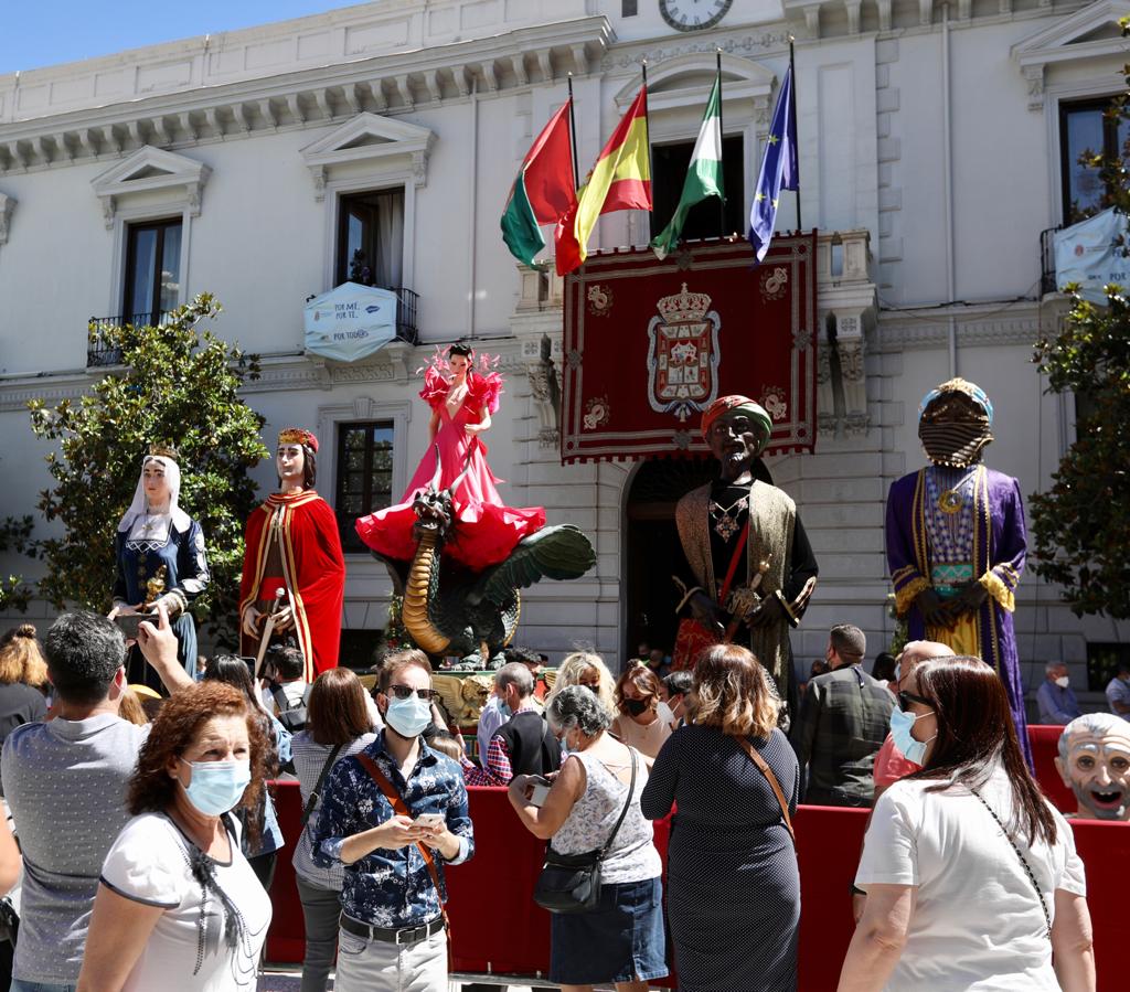 La Tarasca se hará la manicura este año para anunciar el Corpus de Granada