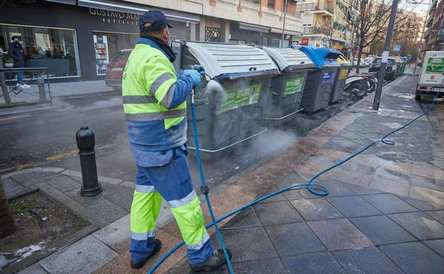 La Junta fija en un 60% los servicios mínimos para la huelga de basura en el Corpus