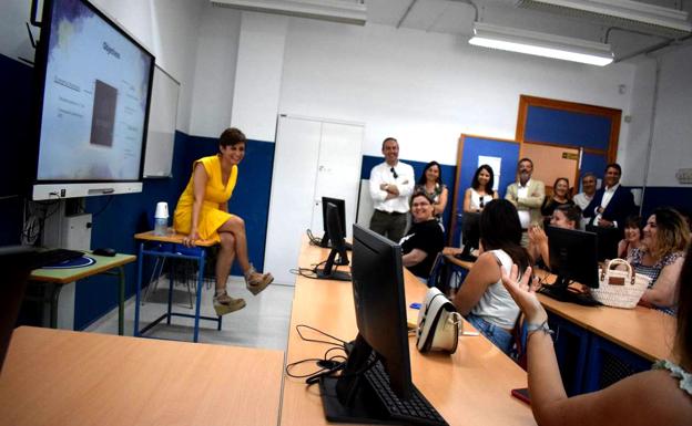 Isabel Rodríguez destaca en Motril el compromiso del Gobierno de España con la Formación Profesional