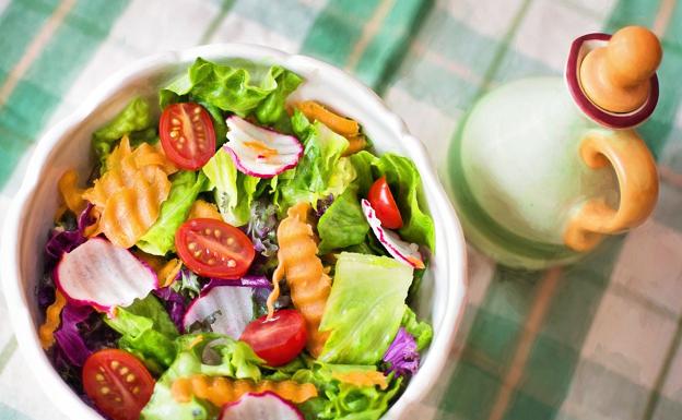 Los beneficios de cenar temprano y del ayuno intermitente