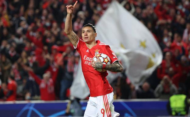 Darwin Núñez firma con el Liverpool y deja diez 'kilos' en las arcas de la UD Almería