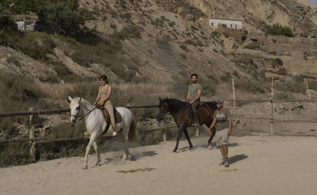Tabernas y Cabo de Gata, tras la escena del desarraigo de la película Amanece