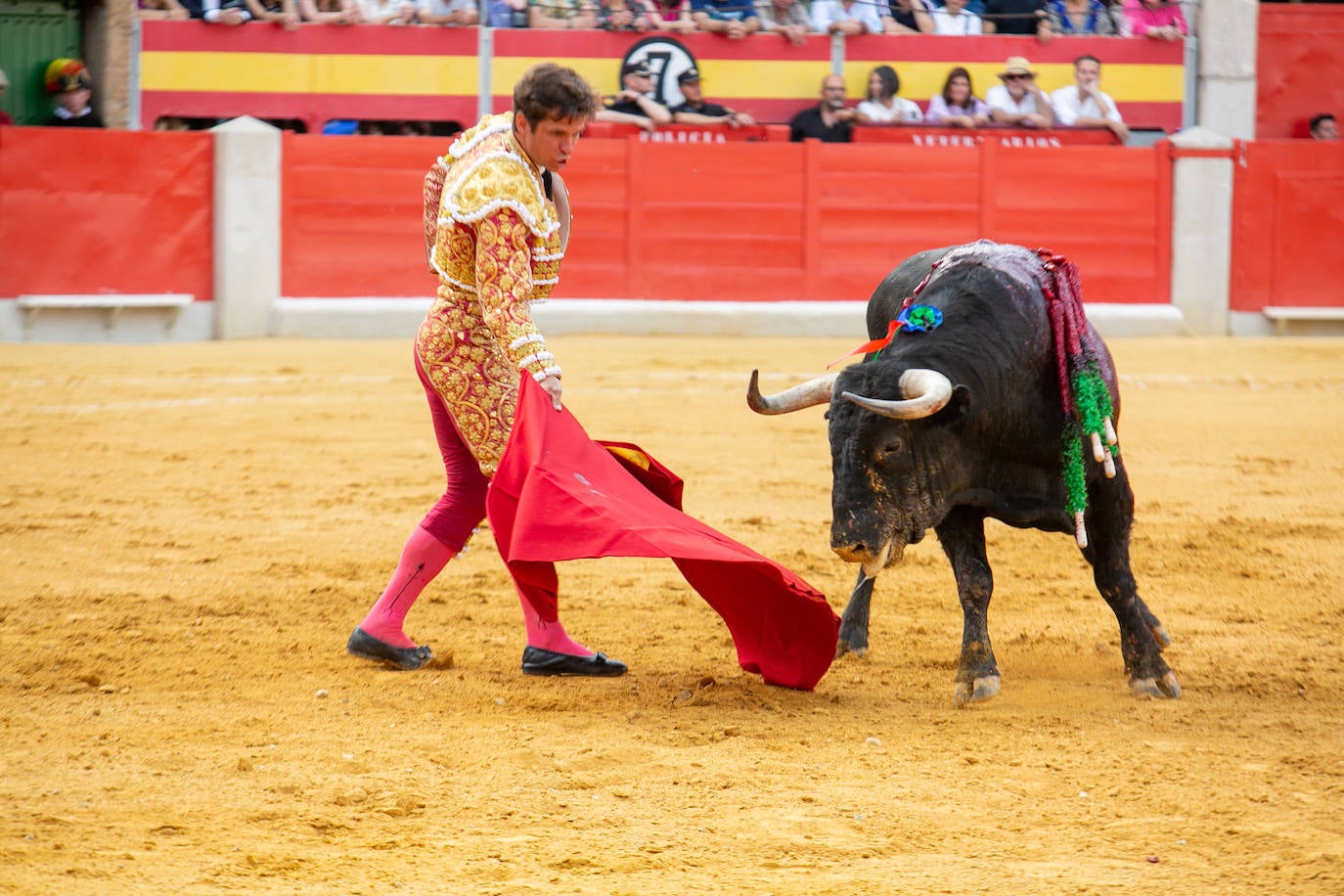 Las mejores imágenes de la corrida de El Juli, Talavante y Tomás Rufo en el Corpus de Granada