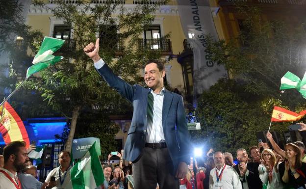 Moreno: «Los 58 escaños no serán soberbia y prepotencia sino eficacia y determinación para que Andalucía progrese»