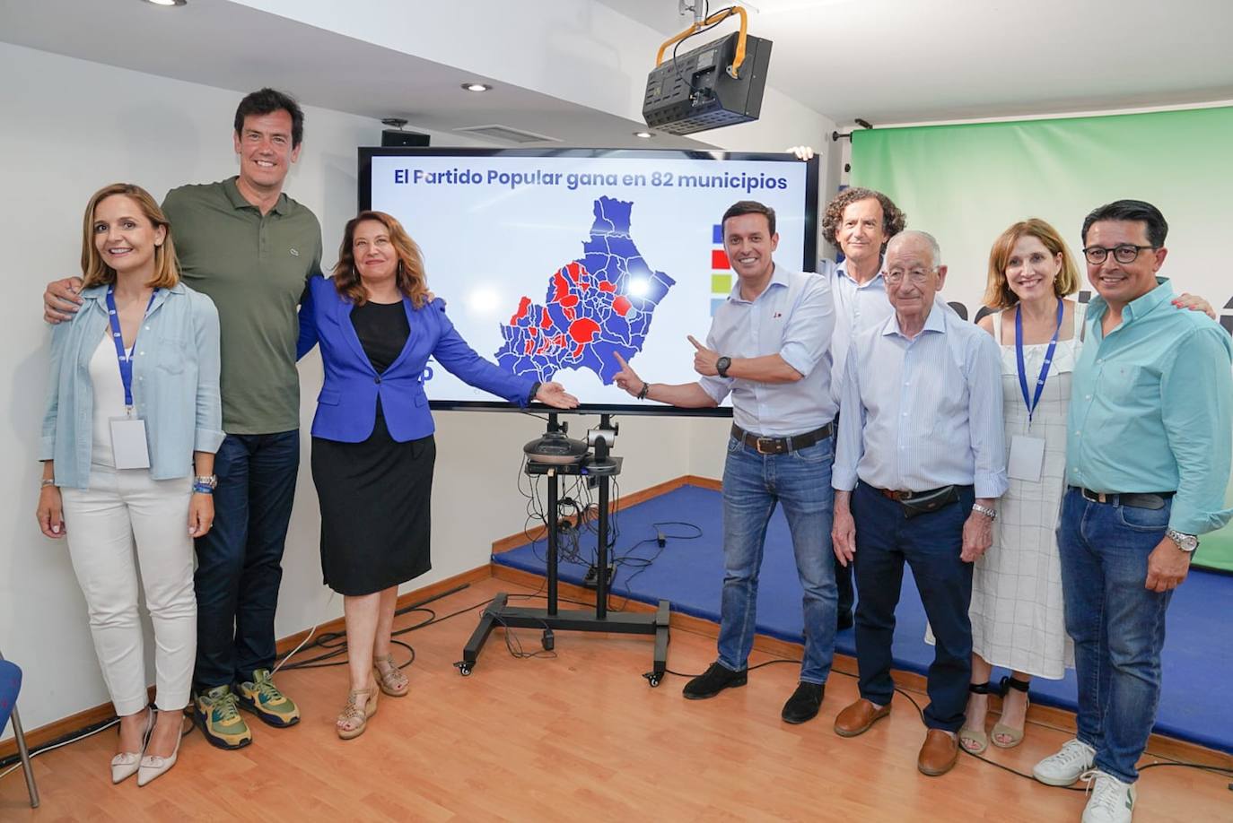 Carmen Crespo: «Los almerienses nos han dicho que sí a seguir con el cambio»