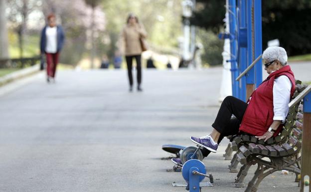 ¿Cuándo ingresa cada banco la paga extra de verano de las pensiones? Del Santander al BBVA