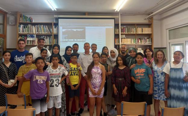 Escolares de El Puche 'venden' Almería en Montpellier con un vídeo de producción casera