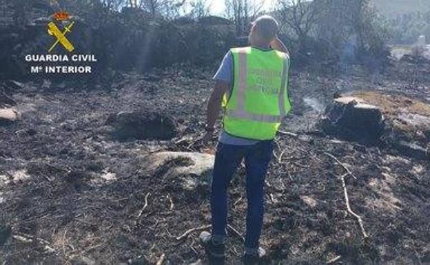 Investigado como presunto autor de un incendio forestal en Guadahortuna