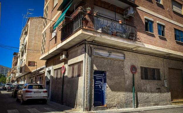 Sospechan que el incendio en un bajo del Zaidín lleno de marihuana fue intencionado