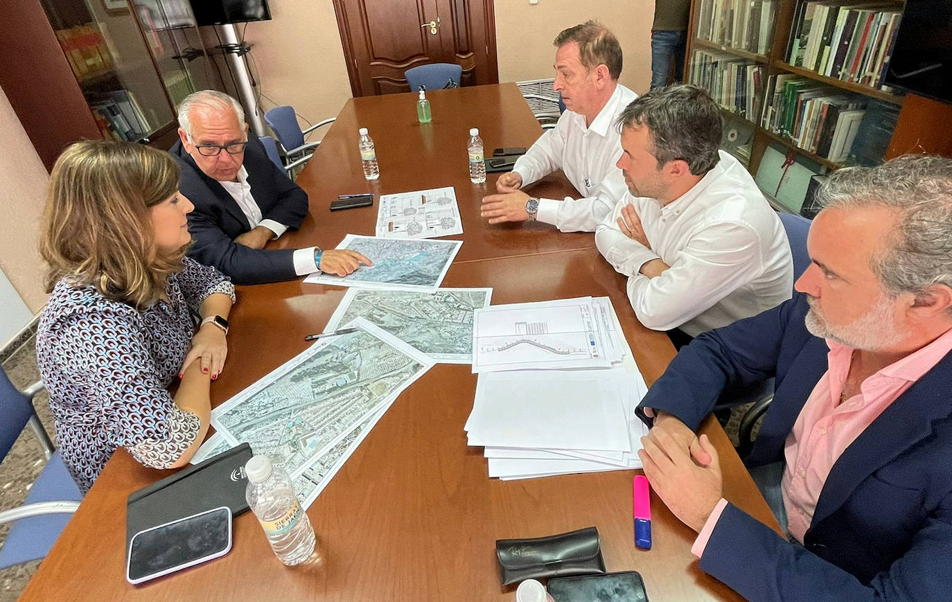 La Junta recupera la idea del carril bici en la salida hacia Córdoba y otro en Ronda Sur