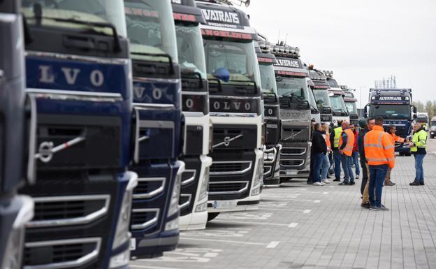 La distribución hace acopio de productos para prepararse ante una huelga de transportes