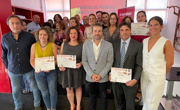 Entregan los premios de las Cruces de Mayo, una tradición «muy viva»