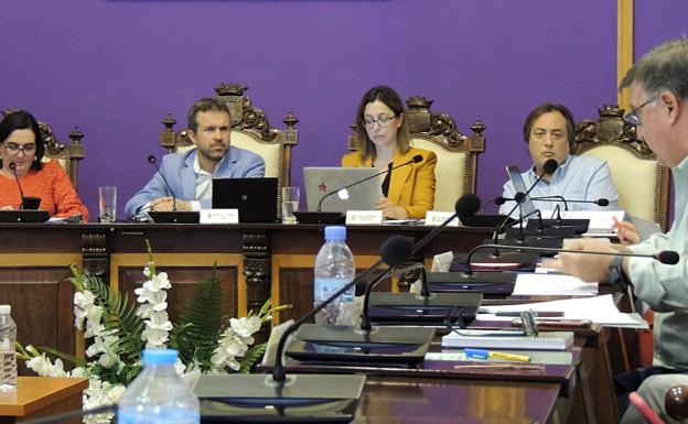 1,4 millones del sobrecoste de Aqualia irán a obras de mejora del saneamiento