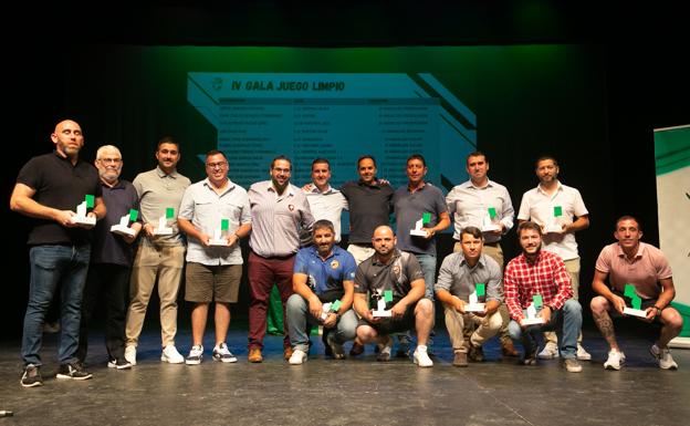 El Cultural Asako reedita su título como Campeón del Juego Limpio de Granada