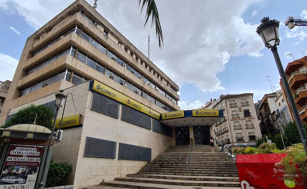 El Ayuntamiento y Correos llegan a un acuerdo de cesión del edificio postal