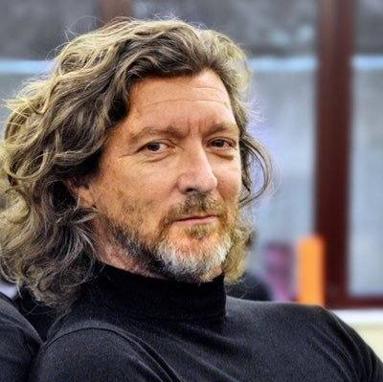 «Con la calidad de la danza española, me sorprende que no haya más ballets públicos»