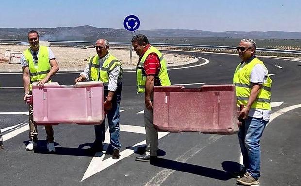Entra en servicio la nueva glorieta de Castellar en la A-312