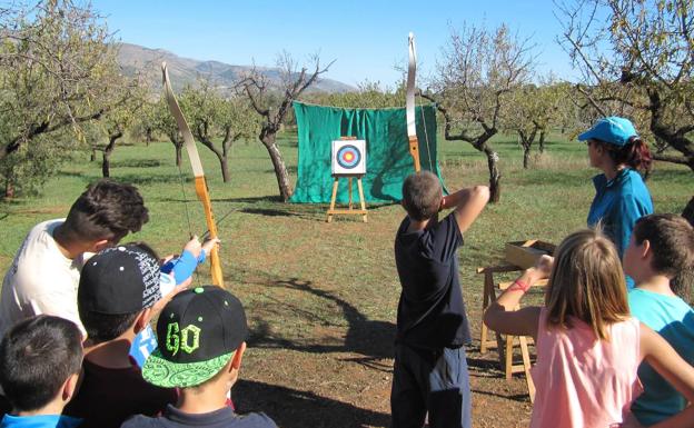 Los libros dan paso a deportes y aventuras