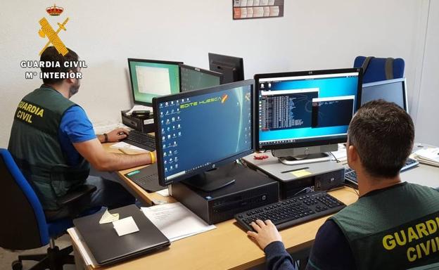 La Guardia Civil de Almería alerta de un aumento de las estafas que roban datos bancarios