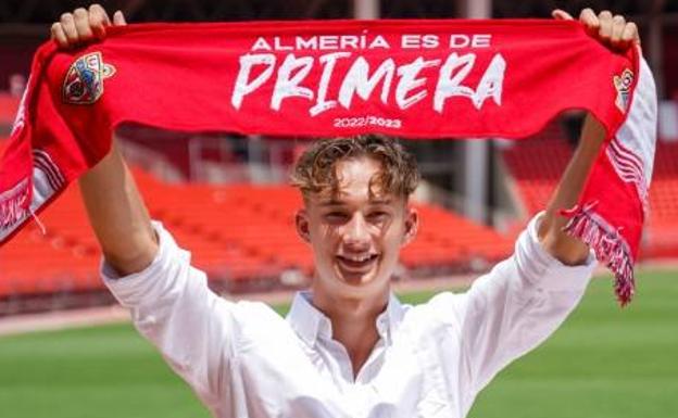 Martin Svidersky, un mediocentro de futuro para la UD Almería