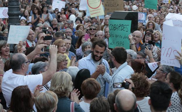 El Supremo confirma la condena a Spiriman por injurias en redes sociales a Susana Díaz