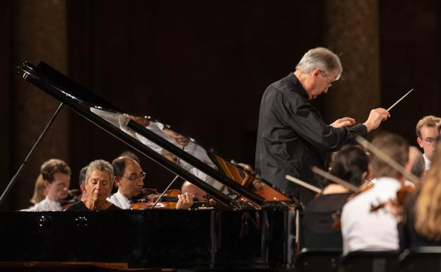 Pires desata la fiebre en el Carlos V