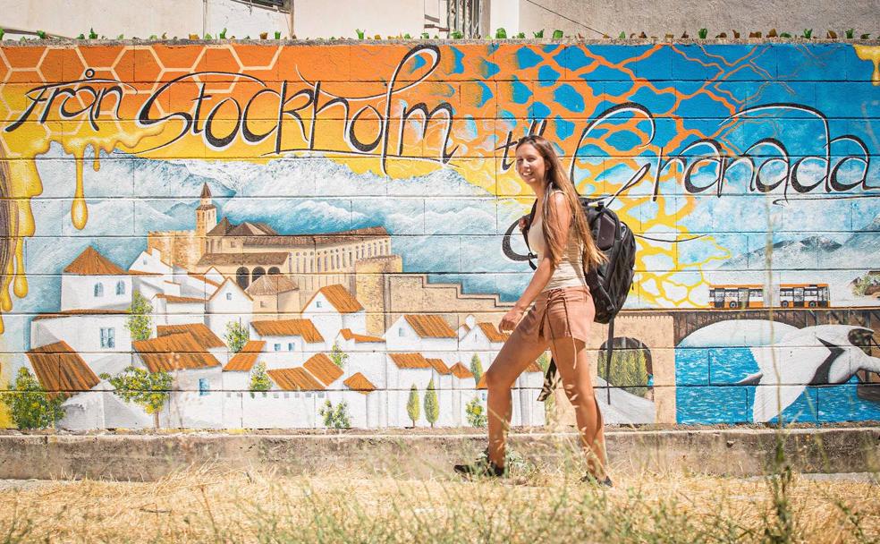 Un mural nómada en el Paseo de la Cartuja