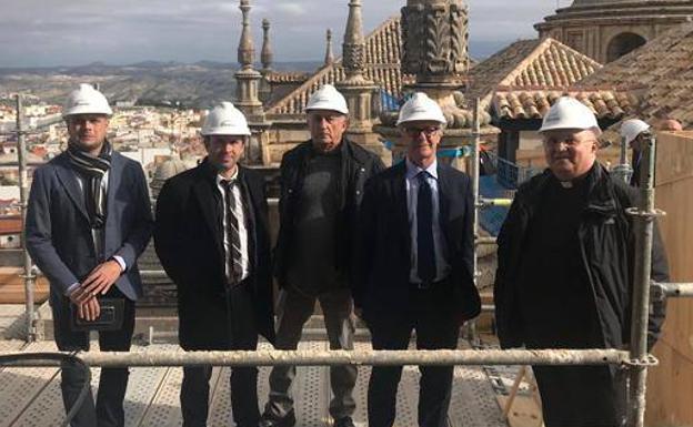 Muere José Guirao, el ministro que acabó de arreglar las cubiertas de la Catedral