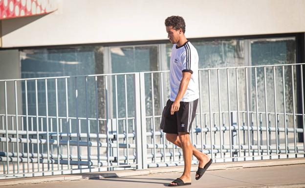 Milla y Suárez continúan a la espera de ofertas convincentes