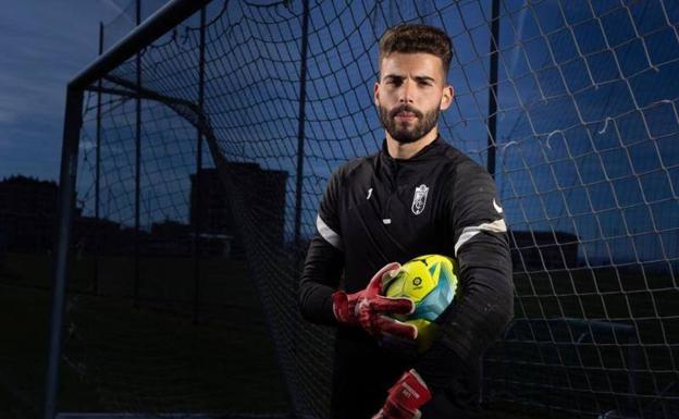 Maximiano: «Si volviese atrás, escogería el Granada otra vez»