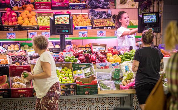 La inflación se 'come' un mes de trabajo de los jienenses, disparada por encima de la nacional