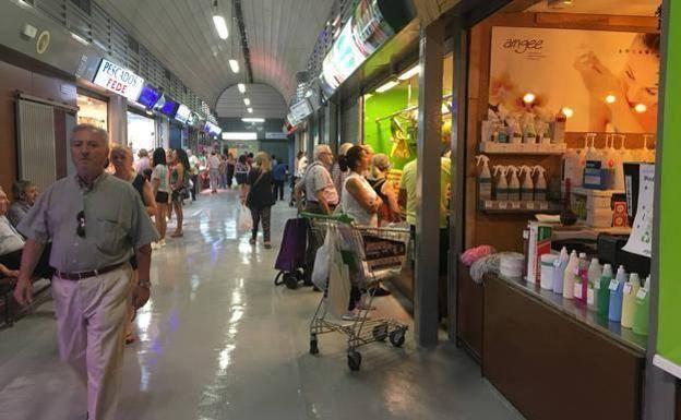 El PP pide la climatización urgente del mercado de San Francisco