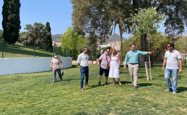 Inaugurado el mayor parque canino de la capital, en el Polígono del Valle