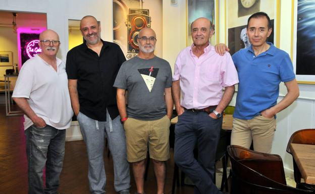 La libertad creativa, protagonista de la nueva muestra del Grupo f/8