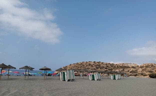 Las playas de Salobreña y Motril se ponen al día con los servicios
