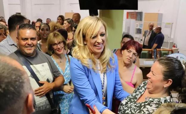 Berta Linares toma posesión como primera alcaldesa de la historia de Maracena