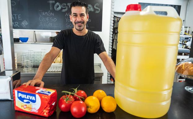 La inflación asfixia al comercio de Granada: «Nos han subido hasta el hielo»