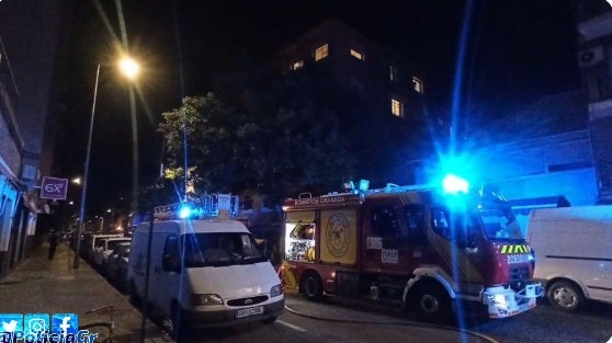 Dos incendios en una misma vivienda del Zaidín obligan a desalojar todo el bloque