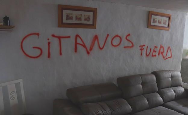 El Ministerio de Derechos Sociales aborda la situación de familias gitanas en Peal de Becerro