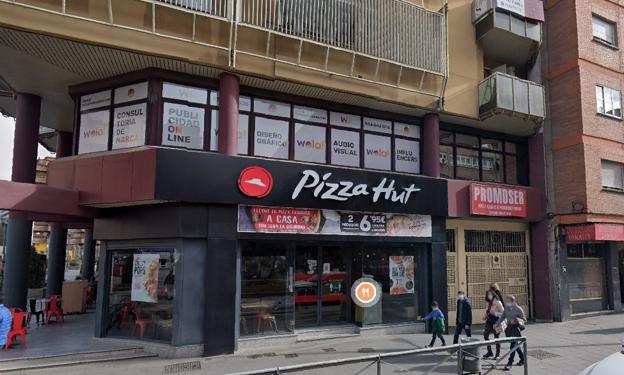 El Pizza Hut de Granada sobrevive al ERE y al cierre de locales