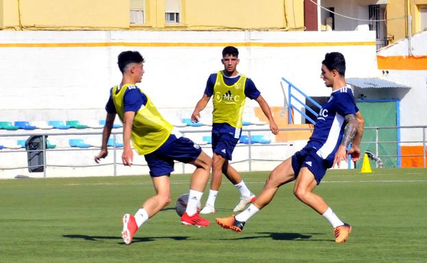 La afición del Linares responde y el club se acerca ya a los 2.000 abonos