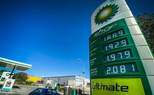 Repsol, Cepsa, Galp y BP: las ofertas para ahorrar 25 euros al echar gasolina