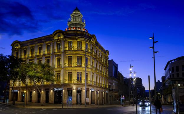 Los comerciantes de Almería acogen con recelo el plan energético del Gobierno