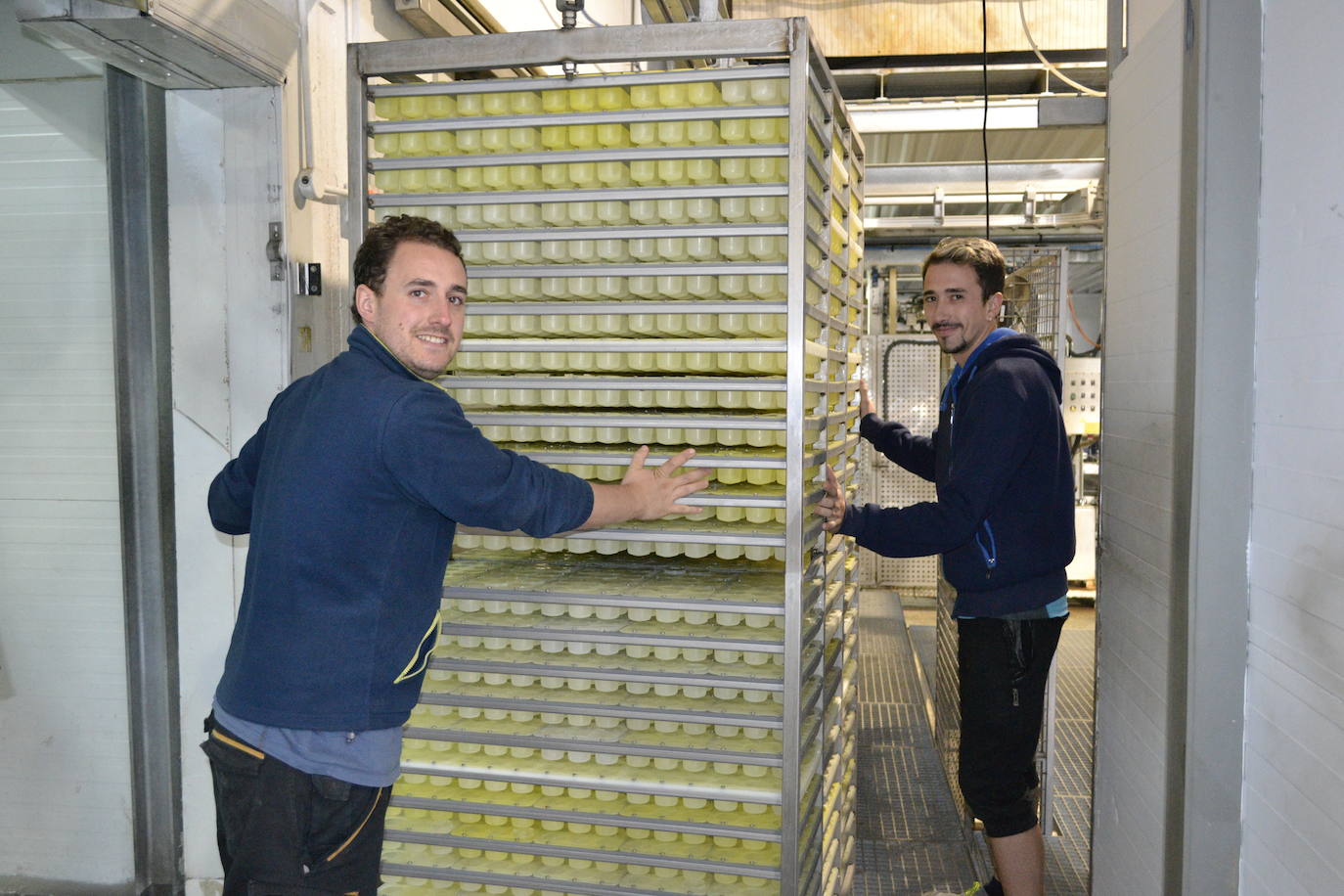 Cientos de kilómetros a diario desde Madrid o Palencia hasta Jaén para conseguir hielo