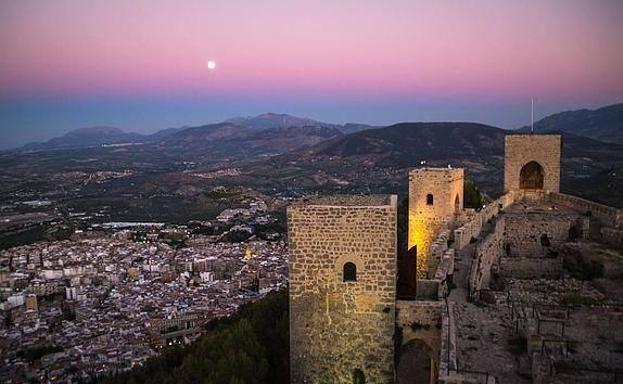 El Ayuntamiento de Jaén o el Castillo, entre los edificios que contribuirán al ahorro energético