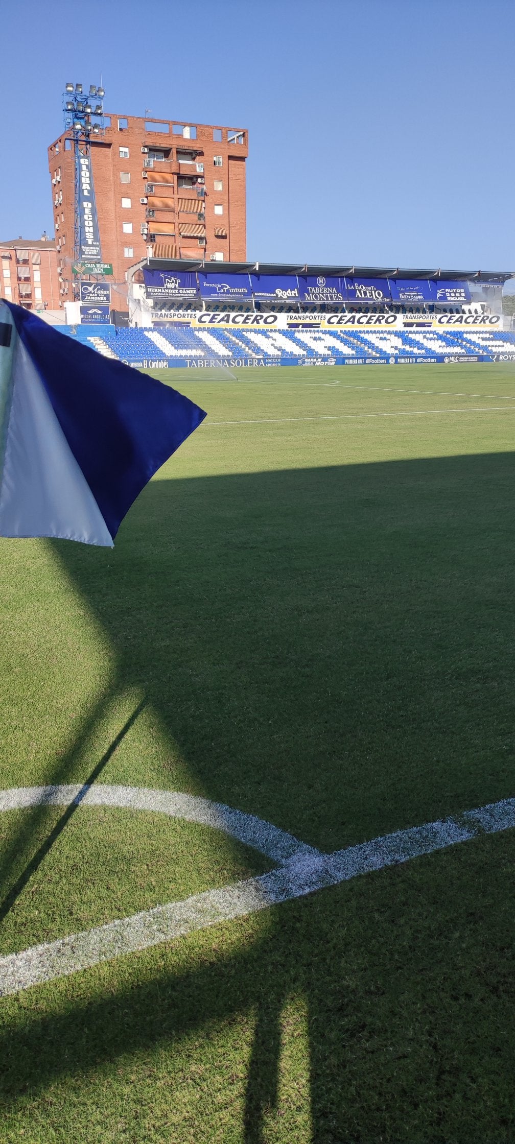 El presidente del Linares subraya que el objetivo «más importante» es la remodelación de Linarejos