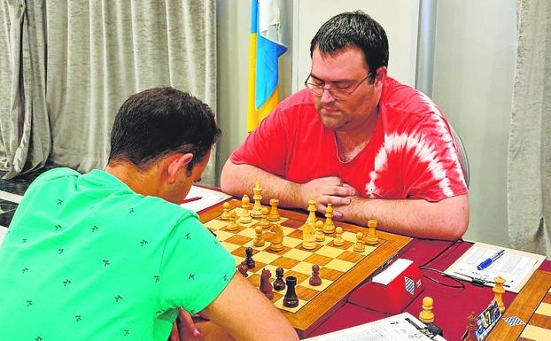 El gong del Festival de Ajedrez sonó en Linares con los mil mejores jugadores de España