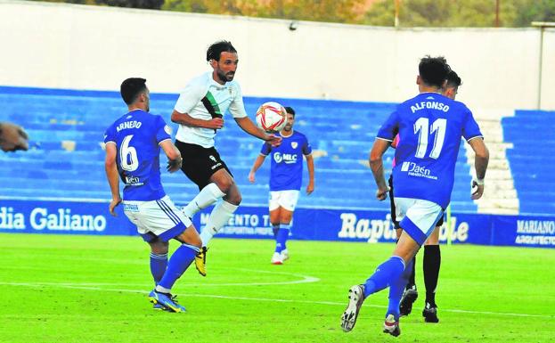 La RFEF desoye al Linares y fija el debut contra el Mérida el sábado 28 a las 19:30