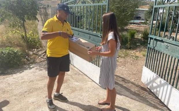 Casi cien carteros rurales trabajan en la lucha contra la despoblación