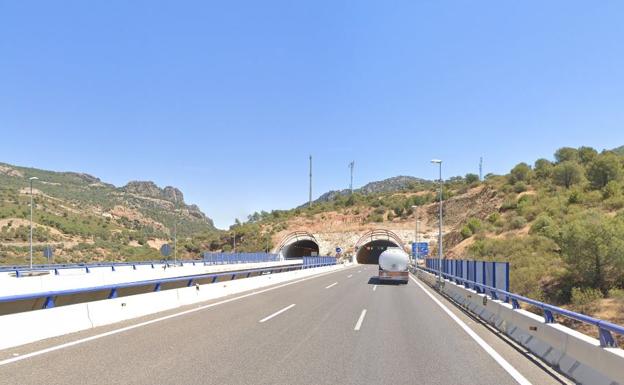 Cinco heridos en una colisión en la A-4 antes del primer túnel de Despeñaperros